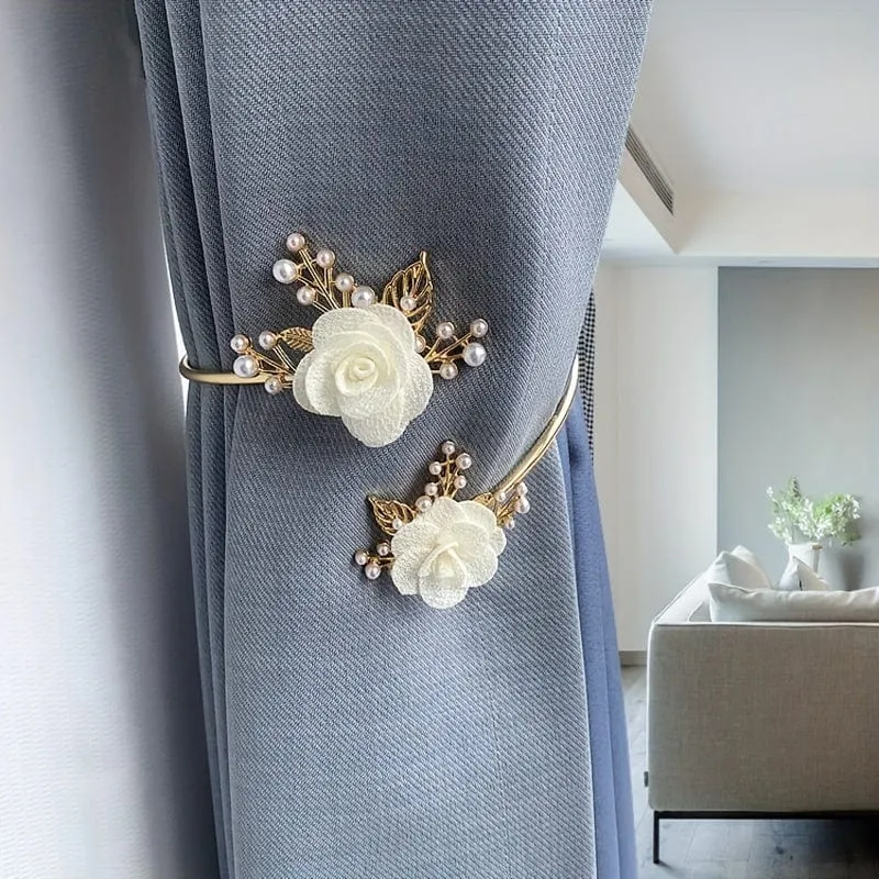 1 Stück eleganter Metall-Vorhanghalter aus Kunstperlen mit dreidimensionalem Blumendesign – perfekt für Schlafzimmer, Büro, Küche, Wohnzimmer und Arbeitszimmer – verleiht Ihrer Inneneinrichtung einen Hauch von Luxus