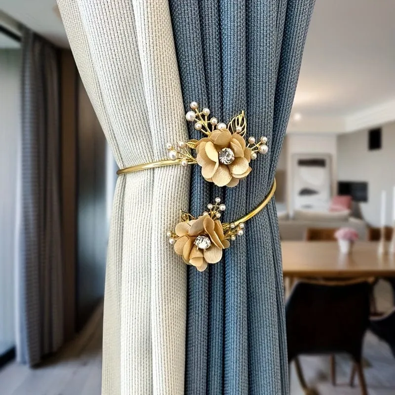 1 Stück eleganter Metall-Vorhanghalter aus Kunstperlen mit dreidimensionalem Blumendesign – perfekt für Schlafzimmer, Büro, Küche, Wohnzimmer und Arbeitszimmer – verleiht Ihrer Inneneinrichtung einen Hauch von Luxus