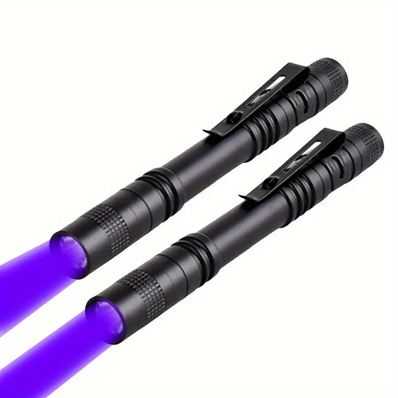 1/2 Stück 395 nm UV-Schwarzlicht-Taschenlampe, kleine tragbare Taschen-Stiftlichter für Leckagen, Haustierurin, Hotelinspektion, Trockenflecken- und Farbstoffdetektor, ultraviolette unsichtbare Tintenfackel, Erz-Geldskorpion-Erkennungslampe