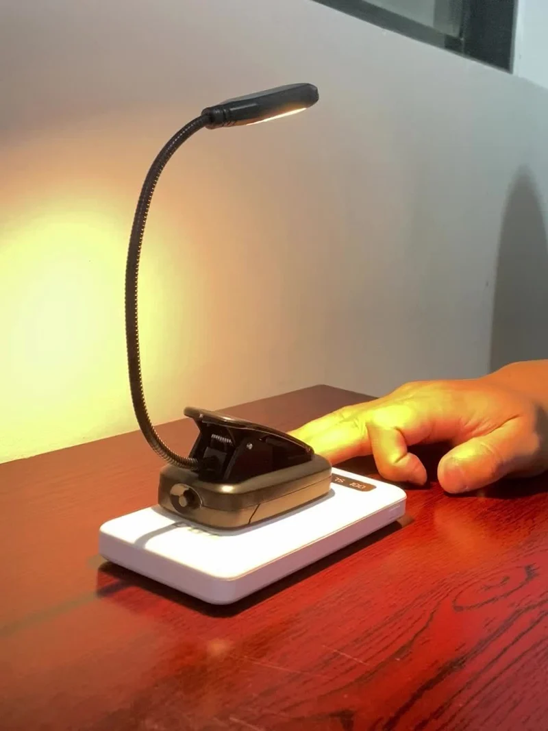1 Stück Clip-on-Buchleuchte, batteriebetriebene flexible Schlauch-Tischlampe, kleine Desktop-Leselampe, tragbares kleines Nachtlicht für Raumdekoration