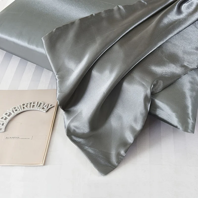 2 Stück Satin-Kissenbezüge, weiche und glatte Textur, einfarbige Satin-Umschlagkissenbezüge, reduzieren Haarbruch und verhindern Falten