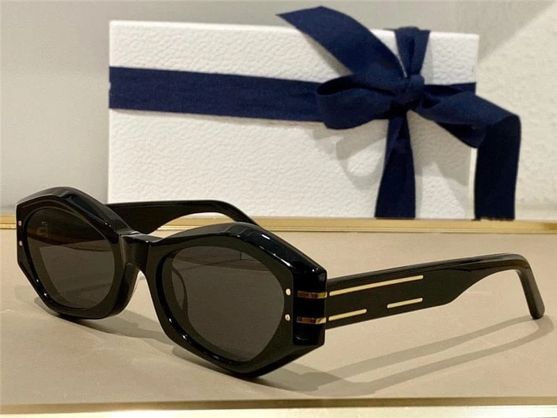 Damen-Sonnenbrille für den Sommer für Männer und Frauen, Signatur-B1U-Stil, Anti-Ultraviolett-Retro-Platte, Vollformat-Brille, Zufallsbox