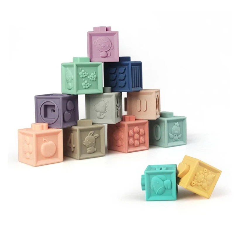 Weiche Naissance Silikon-Pädagogische Bausteine ​​3D-Hängekugel Babys Gummiwürfel Beißringe Squeeze Badespielzeug Geburtsgeschenk