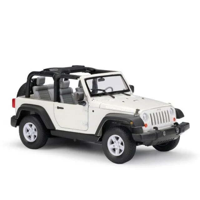 Modellauto 1:24 Maßstab 2007 Jeep Wrangler Diecast Car Simulator Legierung Off-Road Metall Klassisches Spielzeugauto Für Kindergeschenksammlung