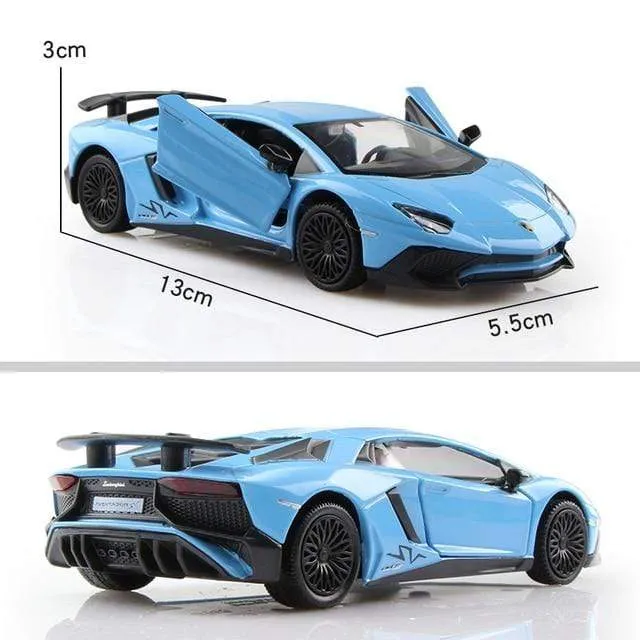 Geburtstagsgeschenk 1:36 Legierung Automodell Simulation Exquisite Druckguss Spielzeugfahrzeug RMZ Stadt Maserati Aston Martin Türen öffnen Pull Back