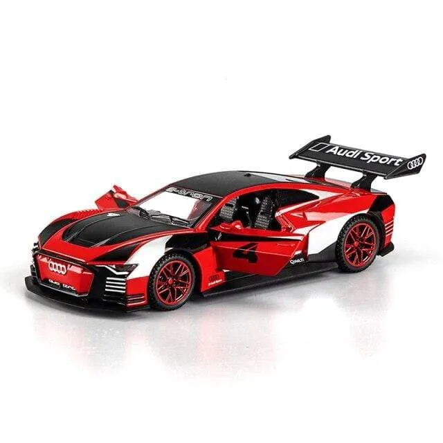 1:32 Audi Automodell GT Le Mans Racing Simulation Legierung Zurückziehen von Sound und Lichttür Kinderspielzeugauto aus Metall Geburtstagsgeschenk