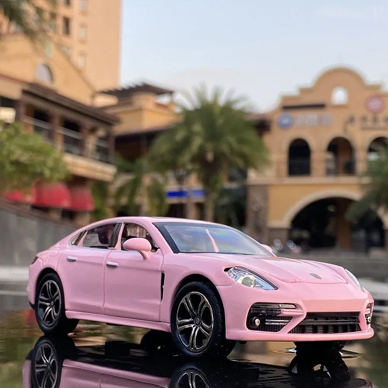 1:32 Porsche Panamera Coupé Automodell aus Legierung, Druckguss-Spielzeugfahrzeuge, Automodell aus Metall, Simulation, Sound-/Lichtsammlung, Kindergeschenk