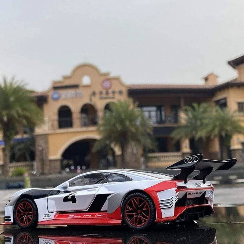 1:32 Audi GT Le Mans Sport-Rennwagen, Legierungsauto, Druckguss- und Spielzeugfahrzeuge, Metallspielzeugautomodell, hochsimulierte Sammlung, Kinderspielzeug