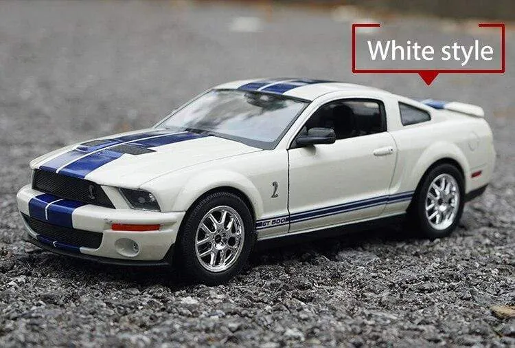 1:24 Ford Mustang Shelby GT500 Cobra 2007 Hochsimulationsautomodell Legierung Kinderspielzeugauto Sammeln Kindergeschenke