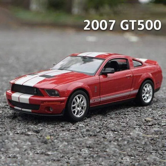 1:24 Ford Mustang Shelby GT500 Cobra 2007 Hochsimulationsautomodell Legierung Kinderspielzeugauto Sammeln Kindergeschenke
