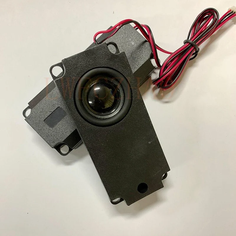 Neu: Ein Paar universeller kleiner Hornlautsprecherverstärker mit 8 Ohm und 5 Watt sowie ein 4-poliges Anschlusskabel für das Controller-Treiber-Motherboard