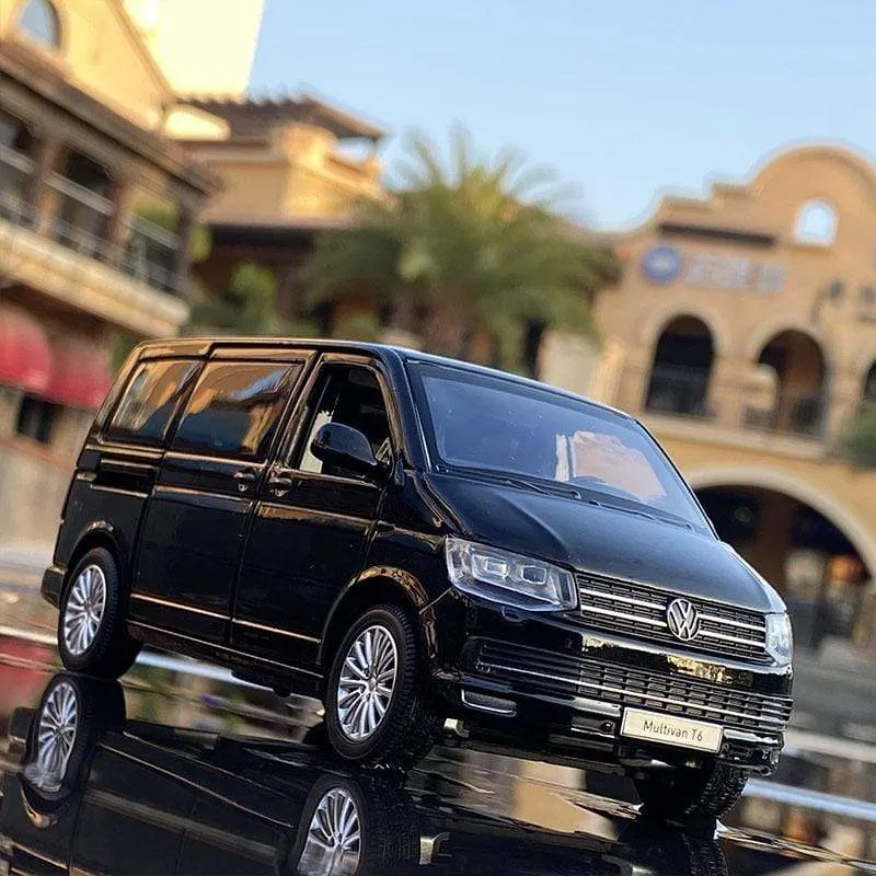 1:32 Zinklegierungsbus Volkswagen Multivan T6 Legierungsautomodell Druckguss MPV-Automodell Sound- und Lichtsimulation Kinderspielzeuggeschenk