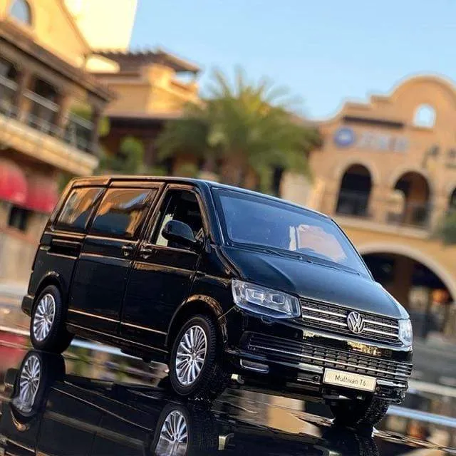 1:32 Zinklegierungsbus Volkswagen Multivan T6 Legierungsautomodell Druckguss MPV-Automodell Sound- und Lichtsimulation Kinderspielzeuggeschenk