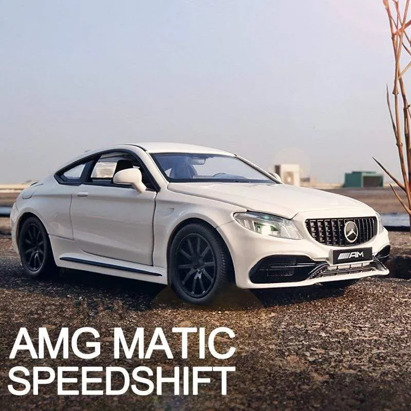 1:32 AMGC63S C63S Coupé Automodell aus Legierung, Druckguss und Spielzeugfahrzeug, Automodellsammlung aus Metall, hohe Simulation, Ton und Licht, Kindergeschenk