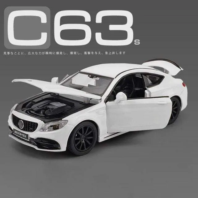 1:32 AMGC63S C63S Coupé Automodell aus Legierung, Druckguss und Spielzeugfahrzeug, Automodellsammlung aus Metall, hohe Simulation, Ton und Licht, Kindergeschenk