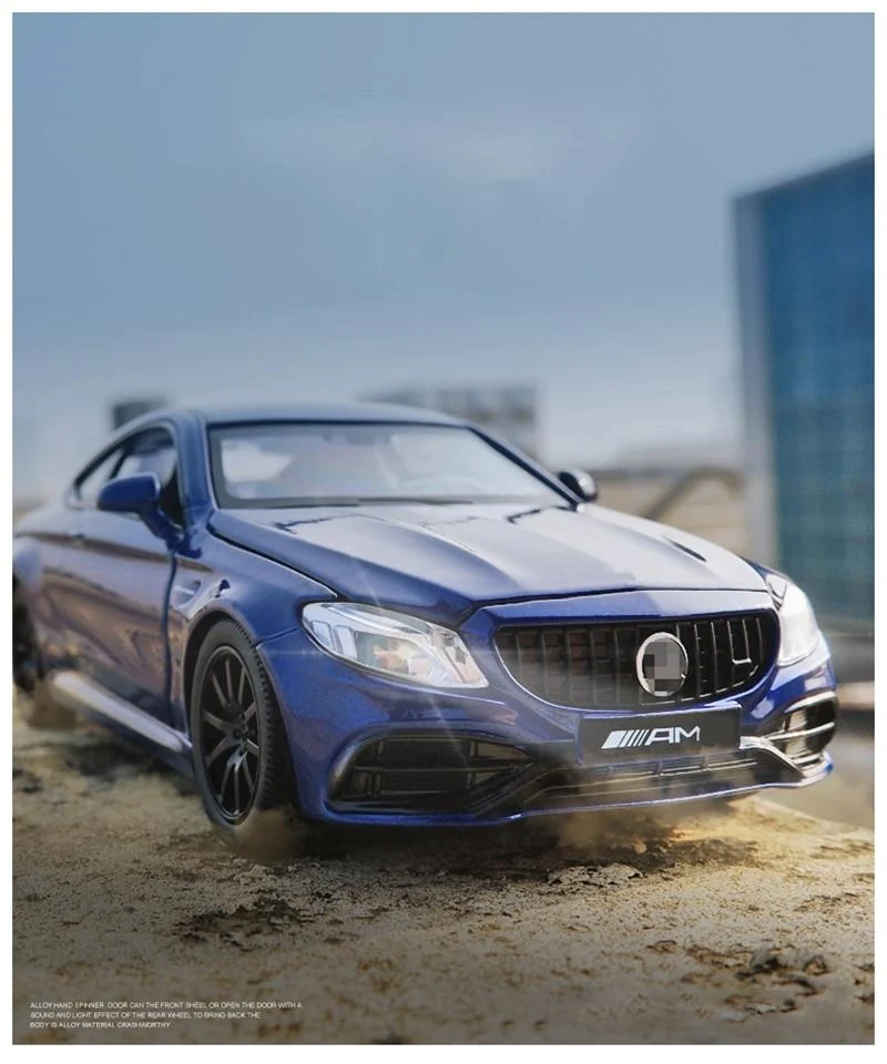 1:32 AMGC63S C63S Coupé Automodell aus Legierung, Druckguss und Spielzeugfahrzeug, Automodellsammlung aus Metall, hohe Simulation, Ton und Licht, Kindergeschenk