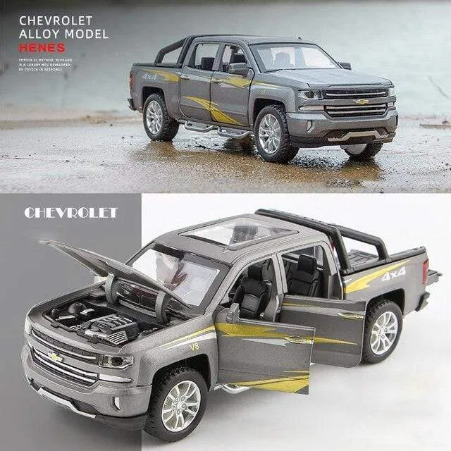 1:32 Chevrolet Silverado Pika Legierung Automodell Druckguss Spielzeugfahrzeug 6 offene Türen mit Ton/Licht/Pull-back-Spielzeug für Kinder