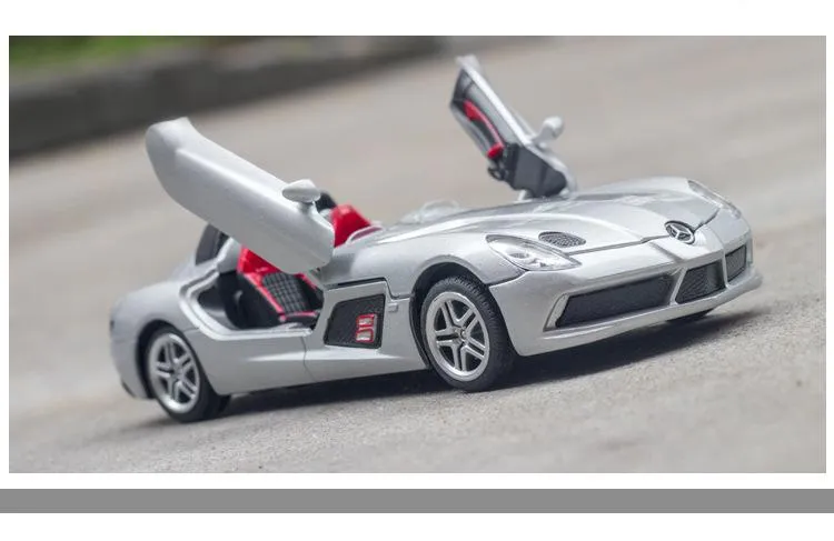 Diecast 1:32 Spielzeugauto Mercedes Benz SLR Roadster Legierung Modell Miniatur Metall Fahrzeug Sammlung für Kinder Weihnachtsgeschenke Jungen
