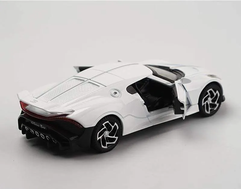 1:32 Bugatti Lavoiturenoire Legierung Sportwagenmodell Druckguss & Spielzeugfahrzeuge Metallautomodell Simulation Sound Licht Kindergeschenk