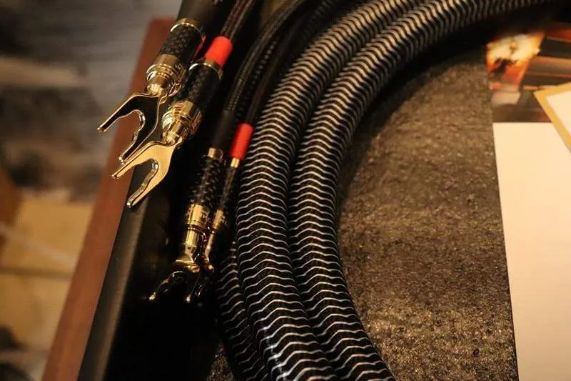 1 Paar AUDIOMECA Hifi-Lautsprecherkabel OFC reines Kupfer-Audio-Verbindungskabel