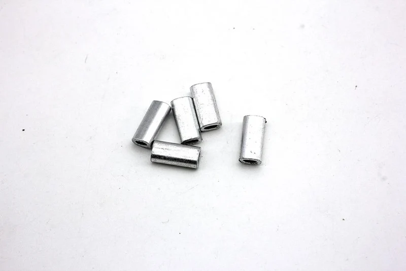 50 teile/los Weiß Oval Aluminium Angelröhrchen Angeldraht Rohr Crimphülsen Stecker Angelschnur Zubehör Aluminium