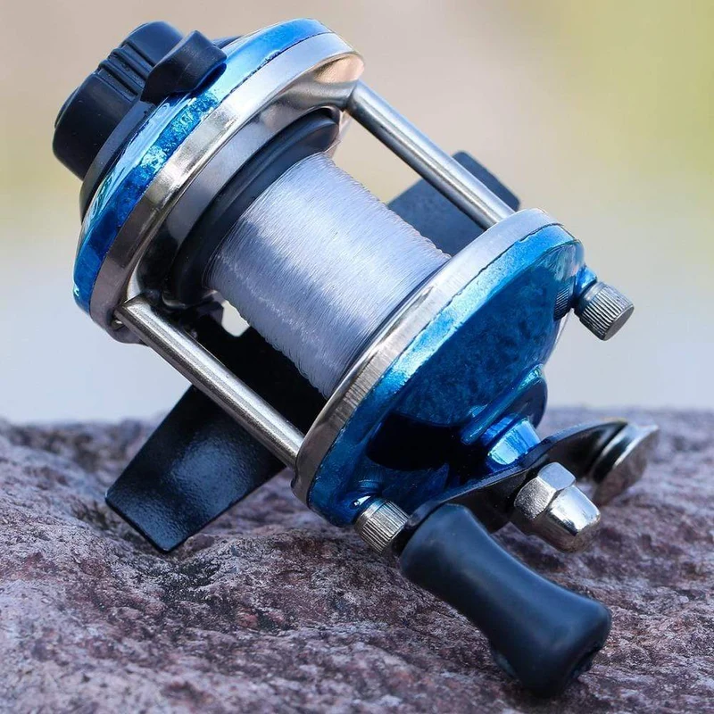 3.5:1 Übersetzungsverhältnis, 3-farbige Mini-Trolling-Rolle, Eisangelrolle, Baitcasting-Rollen, Spule, mit 50 m Nylonschnur