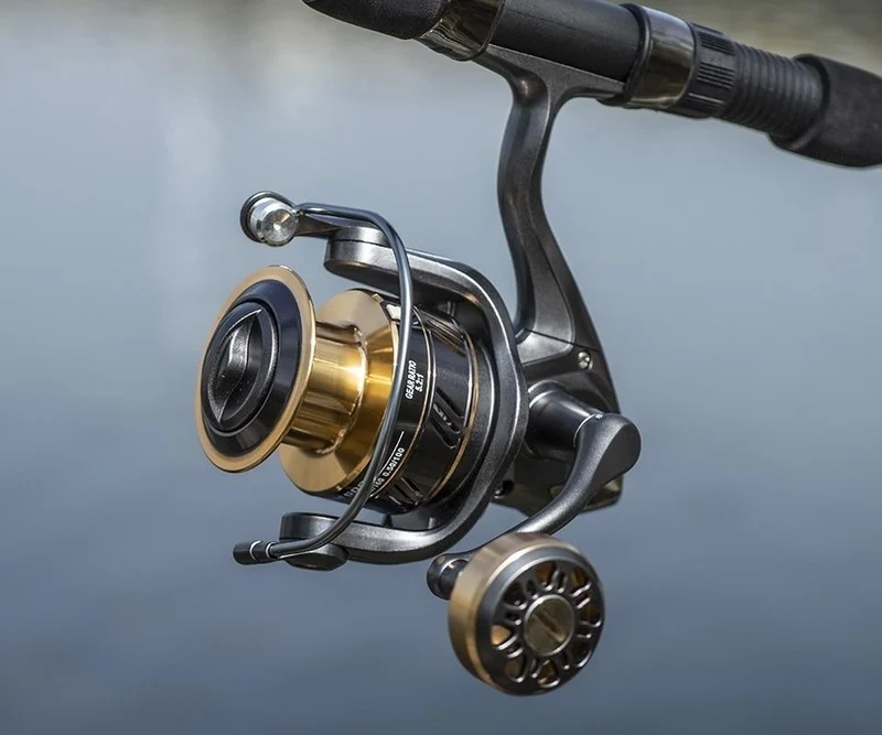 Angelrolle HK1000-7000 Metall/EVA-Griff 5.2:1 Hochgeschwindigkeits-Spinnrolle Karpfenangeln Salzwasserrolle Geschenk verschicken 150 m Schnur