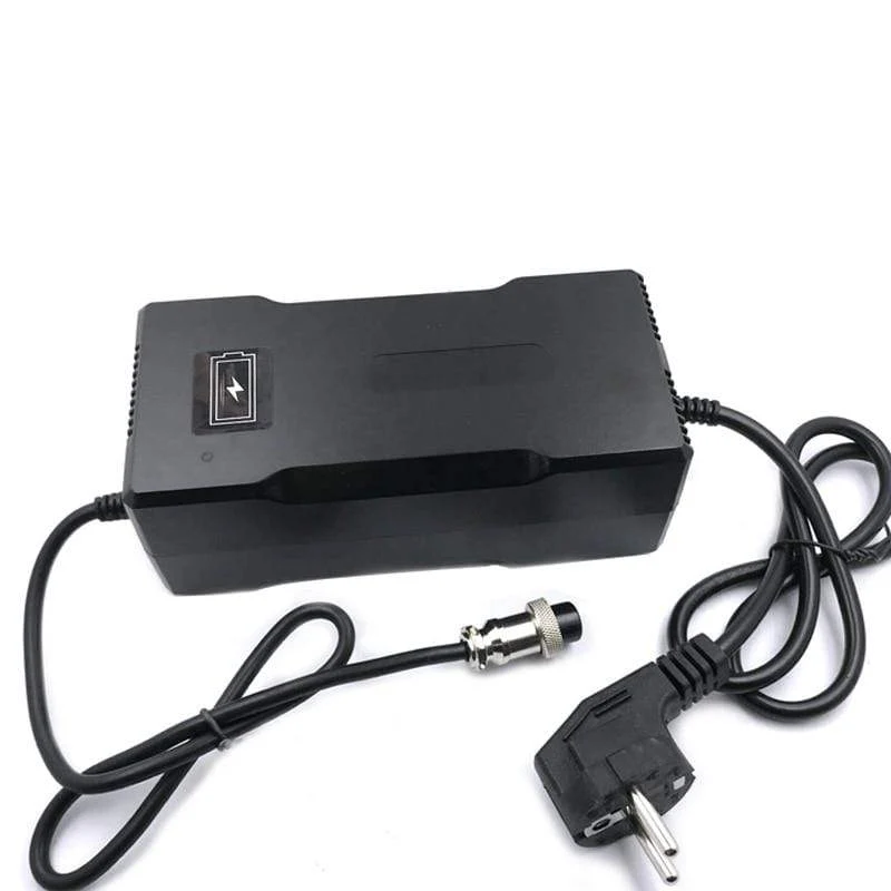 YZPOWER 84V 2.5A Smart Lithium-Batterie-Ladegerät für 72V Li-Ion Lipo Akku Pack EV