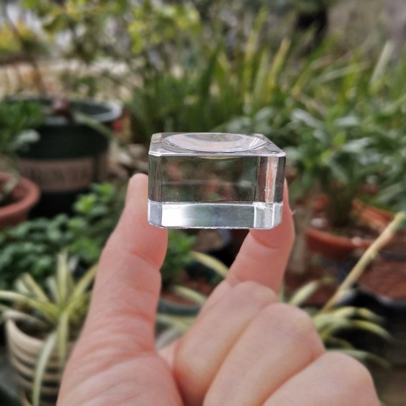 10 Stück transparentes Glas, quadratisches Grübchen, Kristallkugel, Display-Basis, Tischhalter, Ständer, Heimdekoration, Ornamente, Party-Geschenk, Briefbeschwerer