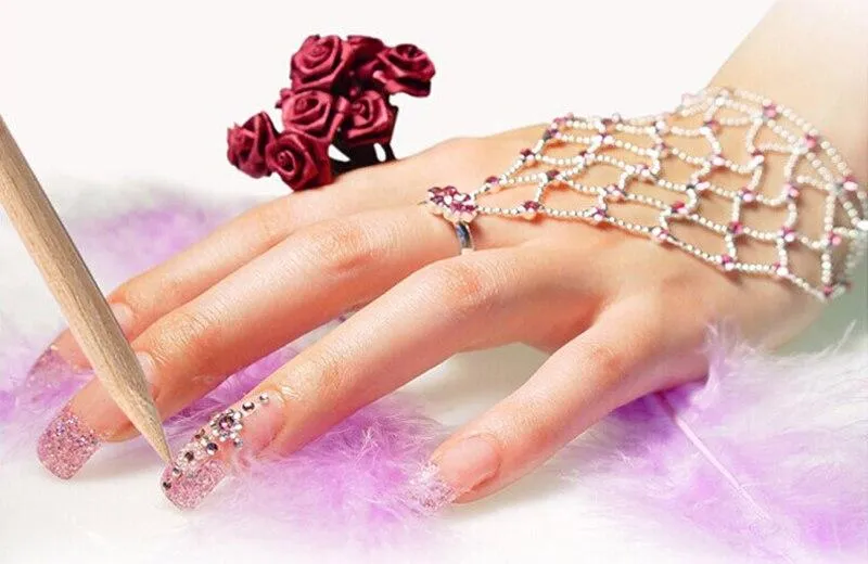 100 teile/los Nail art Holz Sticks Reinigung Orange Nagel Abgestorbene Haut Gabel Häutchen Pusher Remover Nagel Pflege Werkzeuge Für Finger