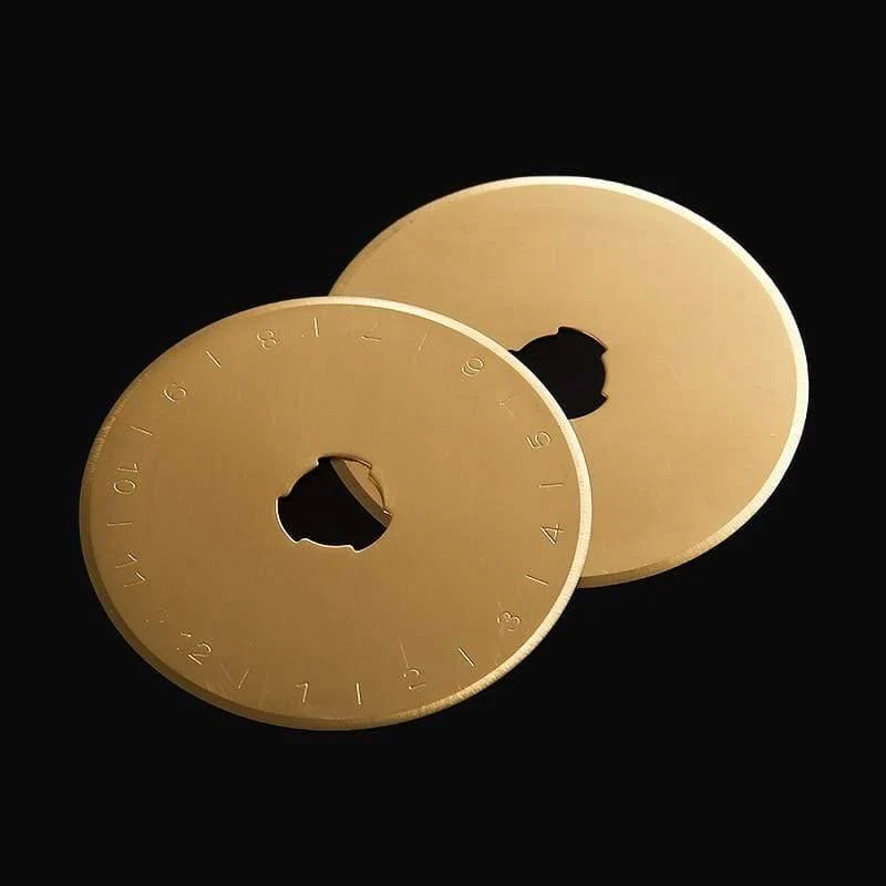 2 Stück 45 mm goldfarbene, runde, titanbeschichtete Rollschneiderklingen, Nähen, Kunsthandwerk, Messer für Stoff, Stoffe, Leder, Handwerk, Schneidwerkzeuge