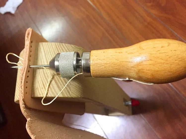 Super Carving Wax Line Handgemachte Lederwerkzeuge / Leder Bastelwerkzeug Kunst / Nadel Nähmaschine 133mm