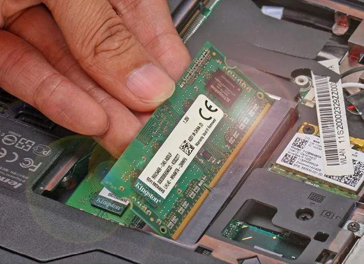 Kingston 8 GB DDR3L 1600 MHz 1.35 V Laptop-RAM (KCP3L16SD8/8)
