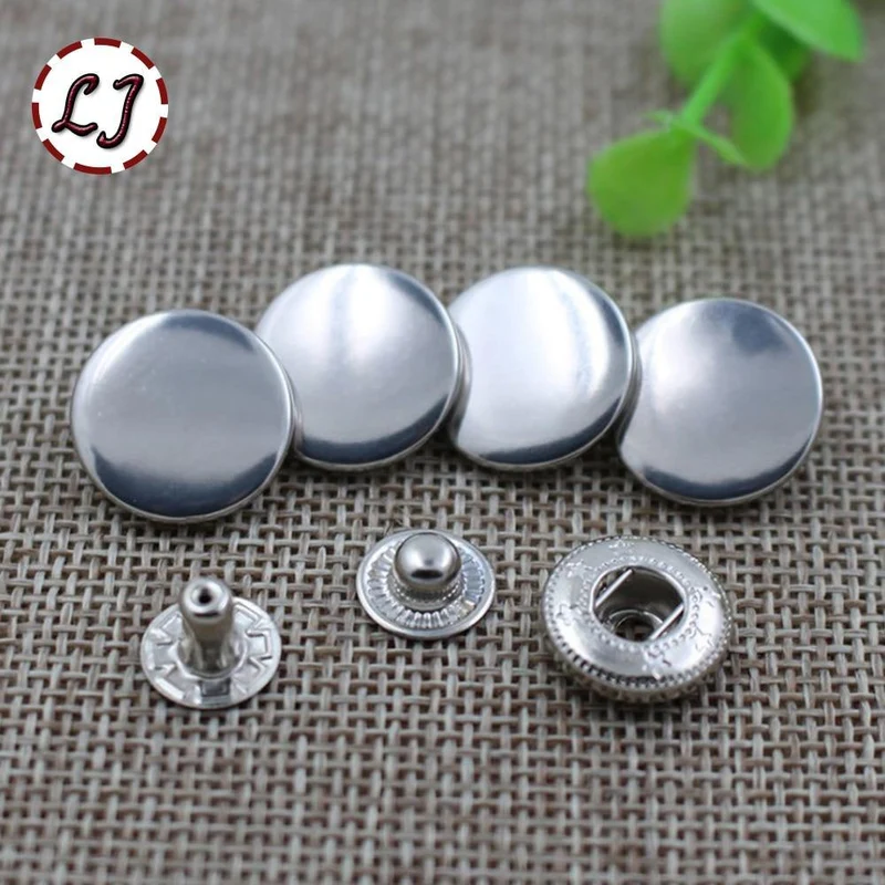 4 Farben (je 30 Sätze) Druckknöpfe + 4 Werkzeuge Metall-Druckknöpfe Druckknöpfe zum Nähen von Lederwaren, Kleidung, Taschen, Armbändern, Gürteln