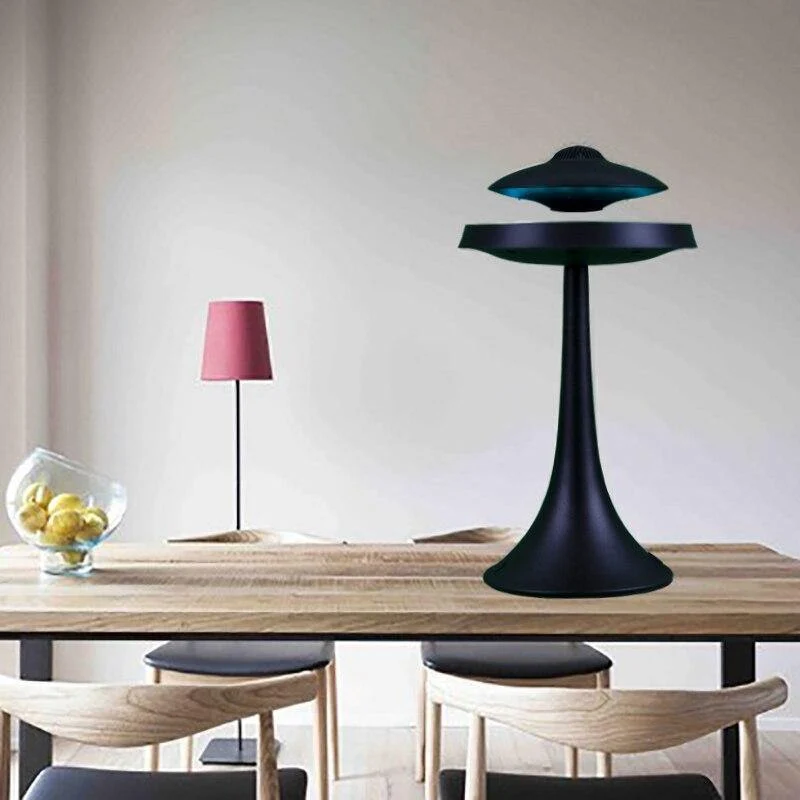 Magnetfederung UFO-Lautsprecher Mart Bluetooth Neue Technologie Sieben Farblichter Super Bass Wasserdichtes kabelloses Laden