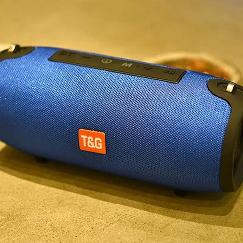 Tragbare Bluetooth Lautsprecher Im Freien Wasserdichte Stereo Spalte Drahtlose Lautsprecher Mit Mic FM Radio MP3 Bass Sound Box Dropshipping