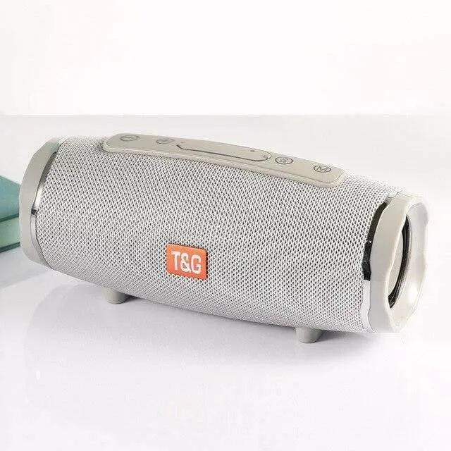 Tragbare Bluetooth Lautsprecher Im Freien Wasserdichte Stereo Spalte Drahtlose Lautsprecher Mit Mic FM Radio MP3 Bass Sound Box Dropshipping