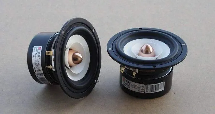 1PCS Audio Labs 4-Zoll-Vollfrequenz-Lautsprechertreibereinheit Magnetismus Geschirmtes weißes Papierkegel Aluminiumkugel 4/8 Ohm Option 25W