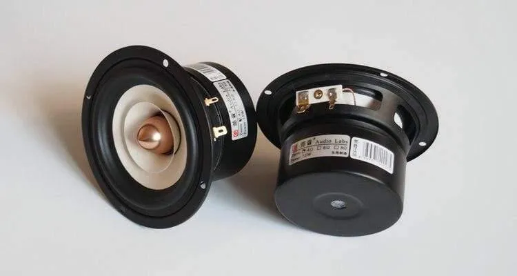 1PCS Audio Labs 4-Zoll-Vollfrequenz-Lautsprechertreibereinheit Magnetismus Geschirmtes weißes Papierkegel Aluminiumkugel 4/8 Ohm Option 25W