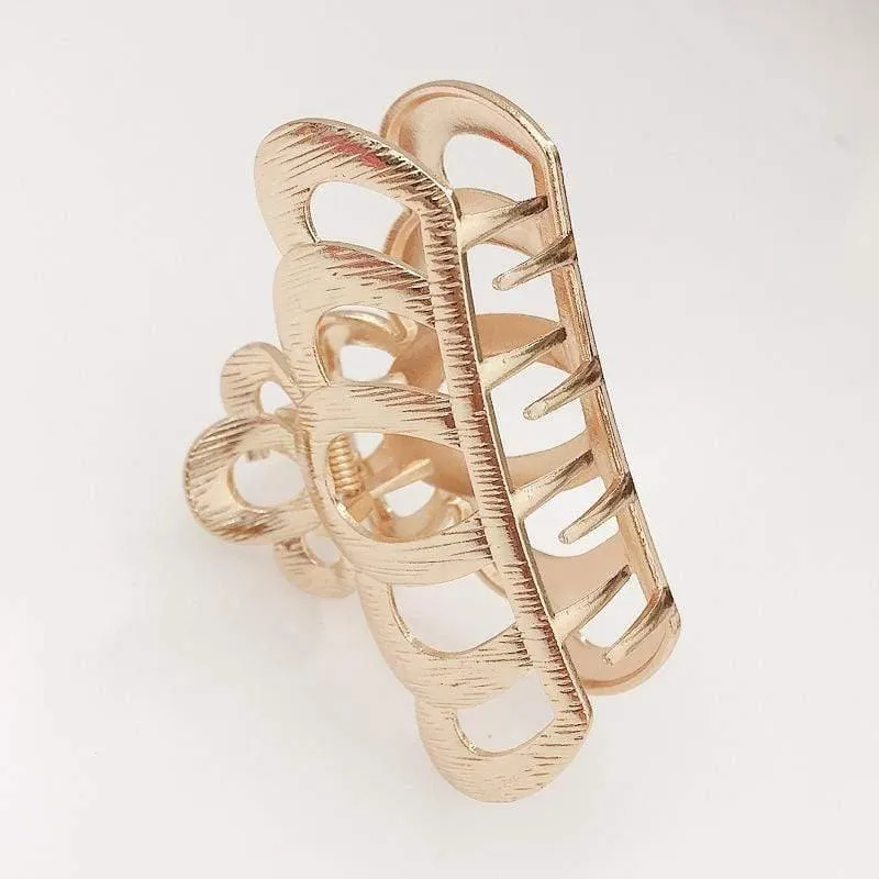 Extravagante große Blätter geometrische Haarklaue für Frauen Mädchen Klemmen Haar Krabben Metall Haarspange Zubehör Kopfbedeckung