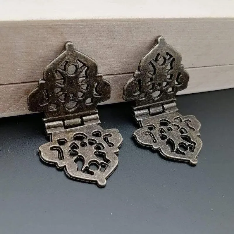 2x Antike Bronze Mini Spitzenscharnier Kleine dekorative Schmuck Holz Box Box Schranktür Scharniere mit Nägeln Möbel Zubehör