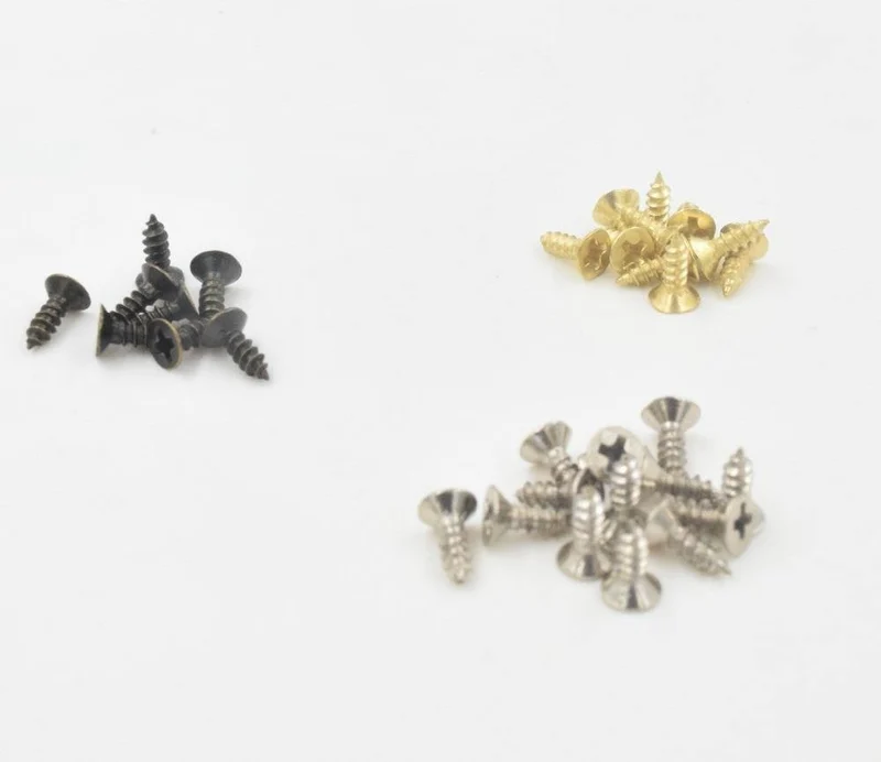 100 Stück 2 x 5 mm, 2 x 6 mm, 2 x 8 mm, 2 x 10 mm, flache kleine Schraube, Zimmermannsschraube, Hardware-Zubehörbox, Holzmöbel