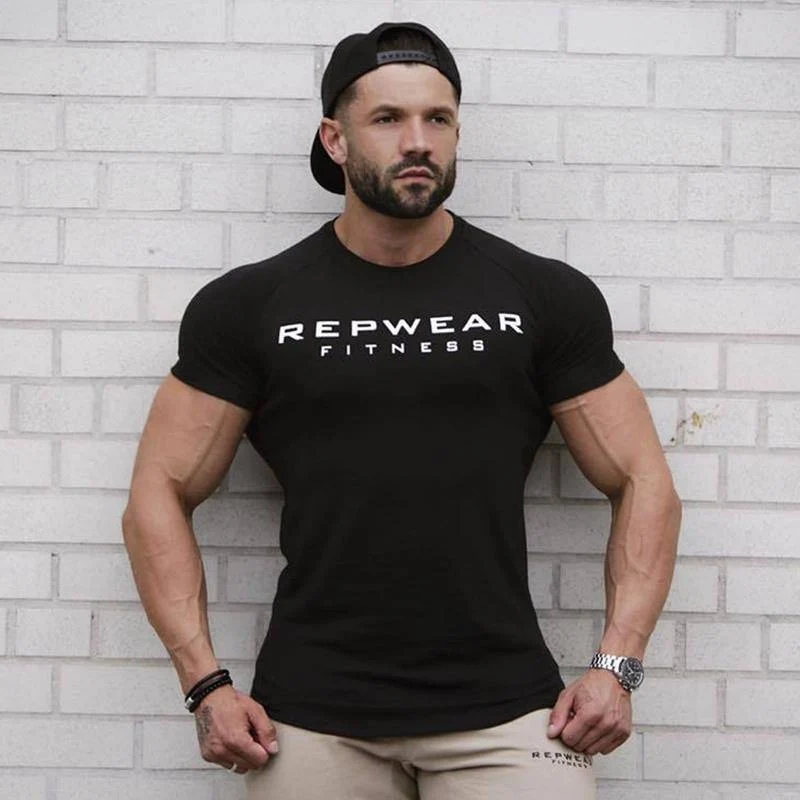 Männer Kurzarm Baumwolle T-Shirt Turnhallen Fitness Bodybuilding T-Shirt Männlich Sommer New Casual Fashion Slim Tees Tops Markenkleidung