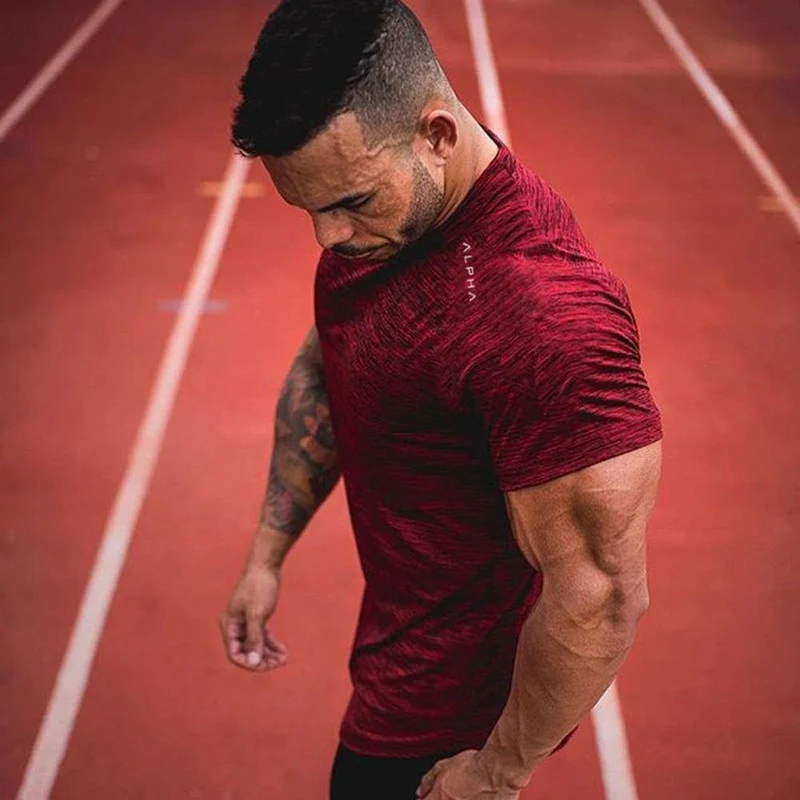 Kompression Quick Dry Shirts Herren Turnhallen Fitness T-Shirt Skinny T-Shirt Tops Männlich Sommer Jogger Workout Crossfit Markenkleidung