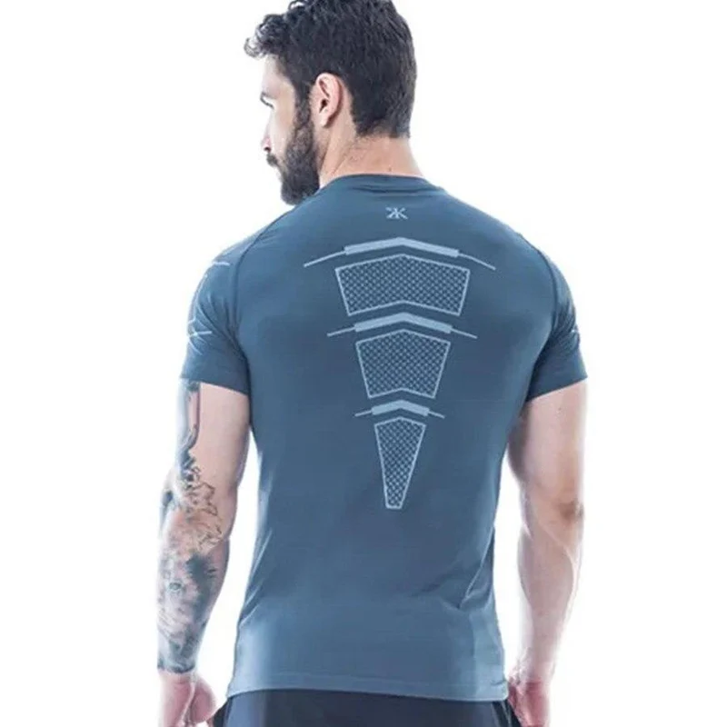 Männer Compression Skinny T-Shirt Turnhallen Fitness Bodybuilding T-Shirt Männlich Sommer Workout Tee Tops Crossfit Markenkleidung