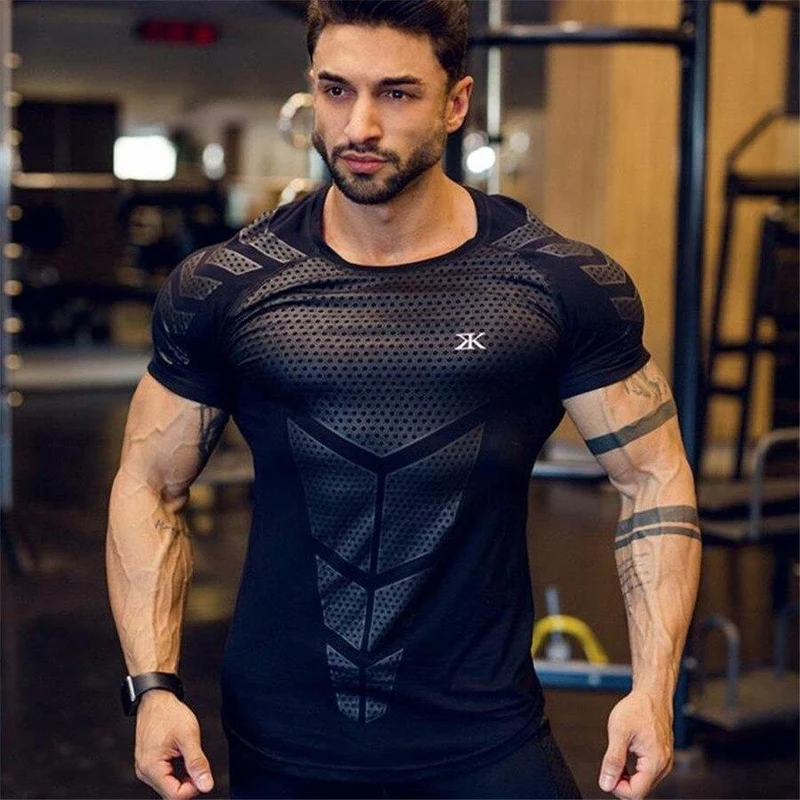 Männer Fitness Fitness T-Shirt Kompression Skinny Bodybuilding T-Shirt Muskel иуди Männlich Sommer Casual Workout Tee Tops Markenkleidung