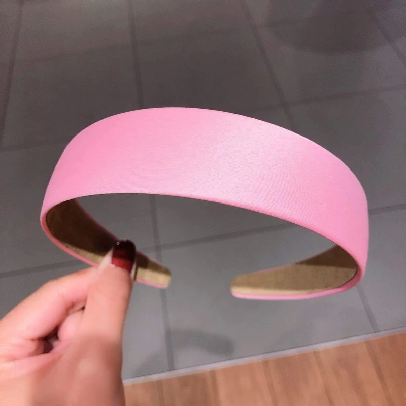 1PC Plastic Fashion Canvas Breites Stirnband Haarband Kopfbedeckung Lünette Haarschmuck für Frauen Satinbedeckte Harz Haarbänder