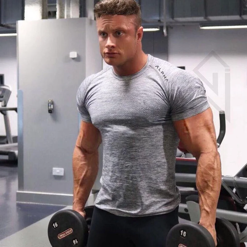 Kompression Schnelltrocknende Hemden Herren Turnhallen Fitness T-Shirt Superelastic Skinny T-Shirt Tops Sommer Jogger Crossfit Markenkleidung