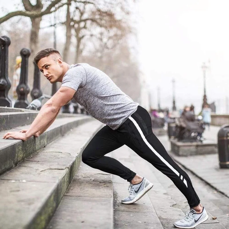 Kompression Schnelltrocknende Hemden Herren Turnhallen Fitness T-Shirt Superelastic Skinny T-Shirt Tops Sommer Jogger Crossfit Markenkleidung