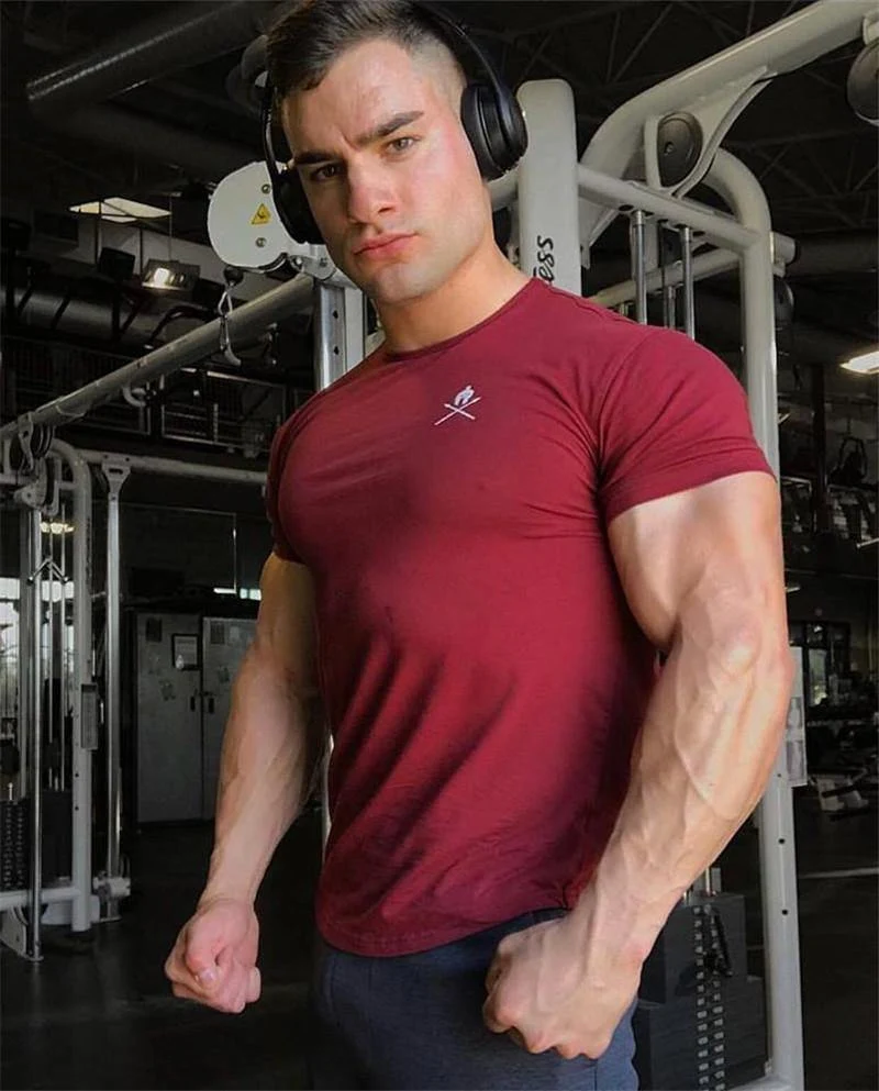 Männer Kurzarm Solide T-shirt Fitnessstudios Fitness Bodybuilding Baumwolle Tops Männlich Casual Fashion Engen Tee Jogger Workout Marke Kleidung